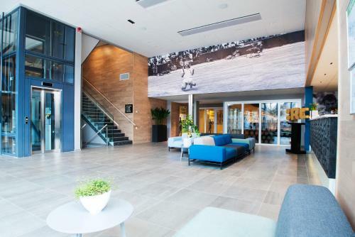 Rc Hotel Sport's & Business