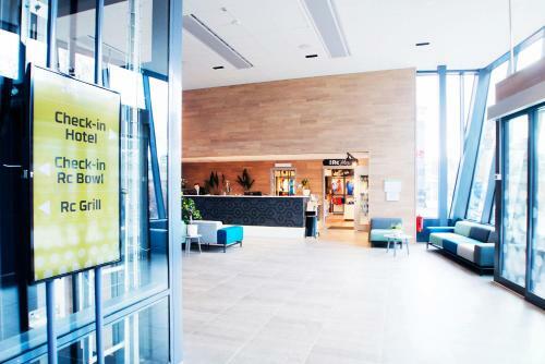 Rc Hotel Sport's & Business