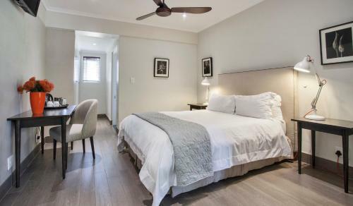 Hostal Sugarbird Manor