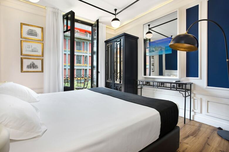 Hotel Market
