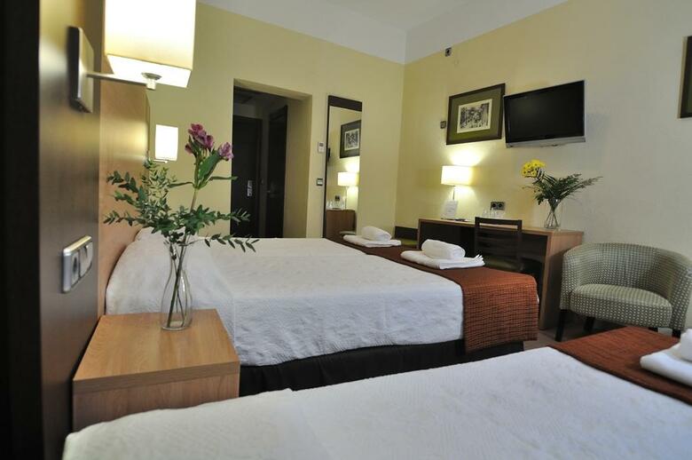 Hostal Ballesta