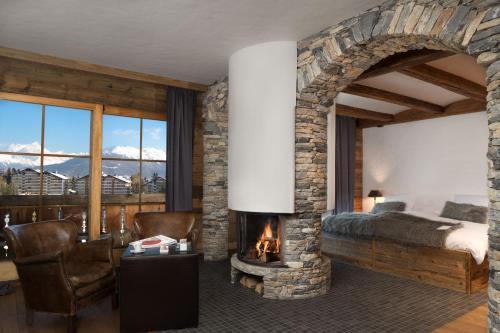 Hotel Hostellerie Du Pas De L'ours "relais Et Chateaux"