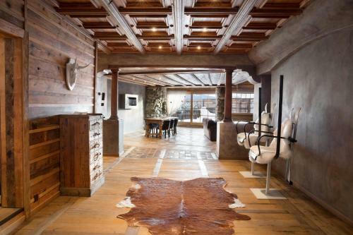 Hotel Hostellerie Du Pas De L'ours "relais Et Chateaux"
