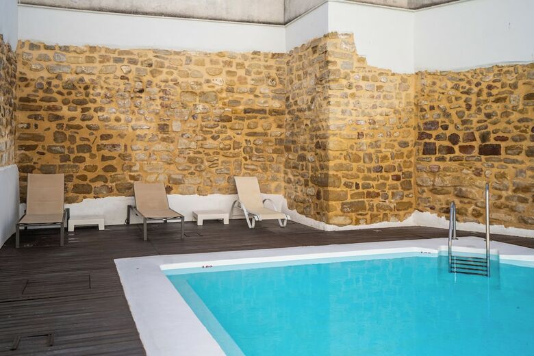 Hotel Yit El Postigo