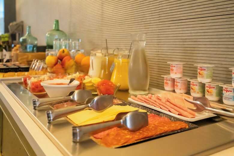 Hotel Yit El Postigo