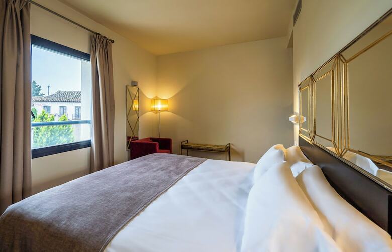 Hotel Yit El Postigo