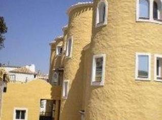 Residencia Aparthotel Albrisas