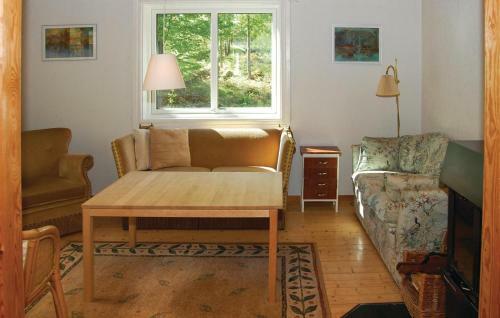 Three-bedroom Holiday Home In Olofstrom