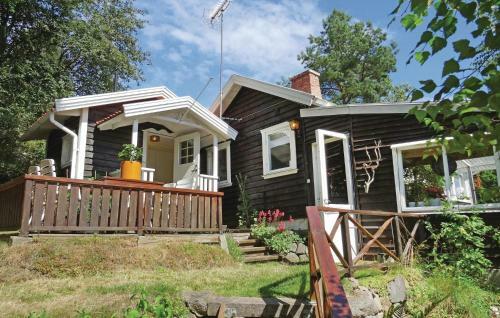 Two-bedroom Holiday Home In Huskvarna