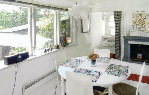 Two-bedroom Holiday Home In Huskvarna