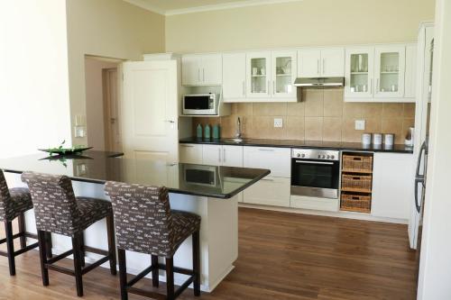 Manor One On Kingswood Golf Estate