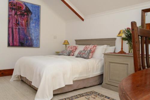 Buckhouse Elegant Village Apartment