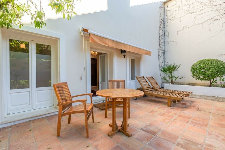 Hotel La Fuente De La Higuera