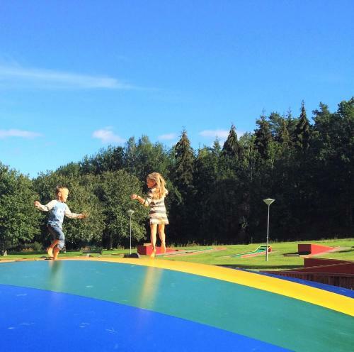Sel�ter Camping