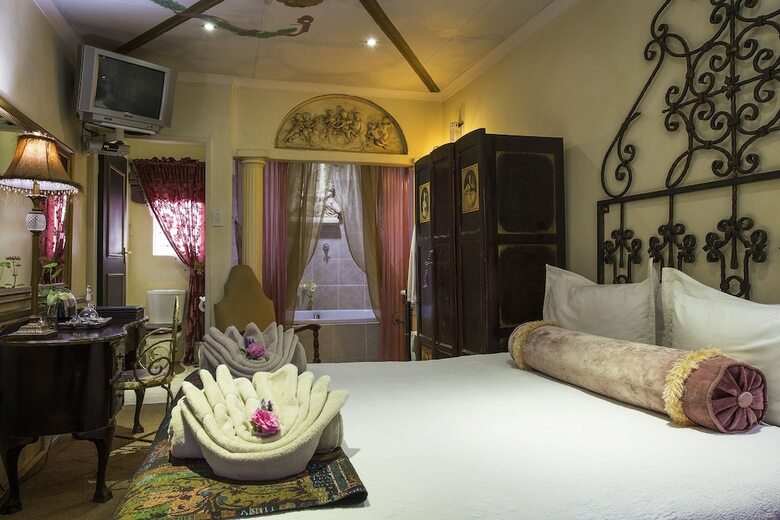 Hostal De Ark Guest House
