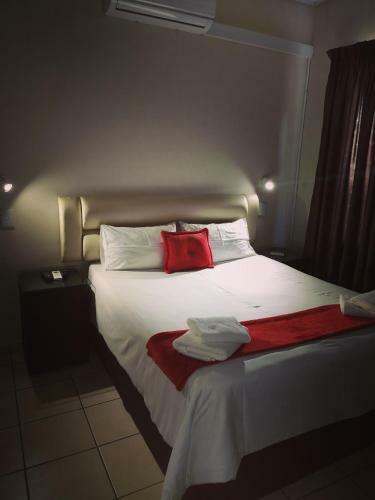 Hostal Rose Garden Overnight Stay
