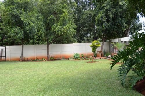 Hostal Rose Garden Overnight Stay