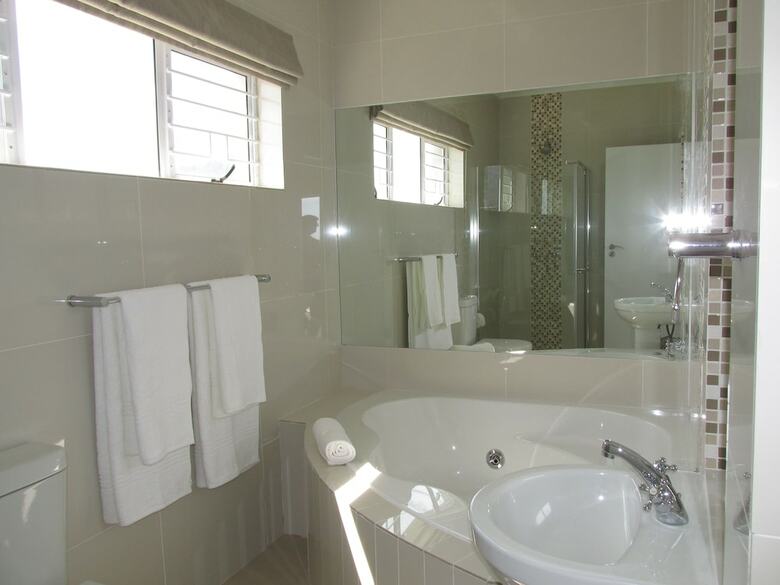 Hostal Belle Mer Guest House