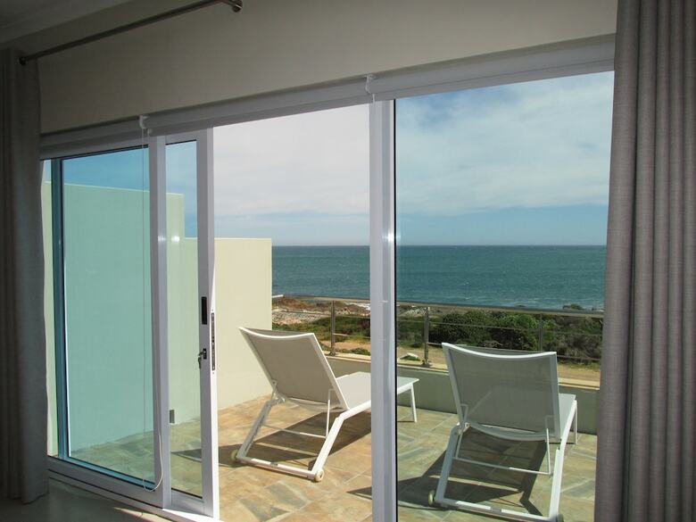 Hostal Belle Mer Guest House