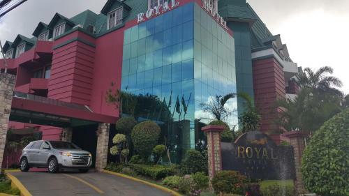 Royal Lodge Hotel (unete)