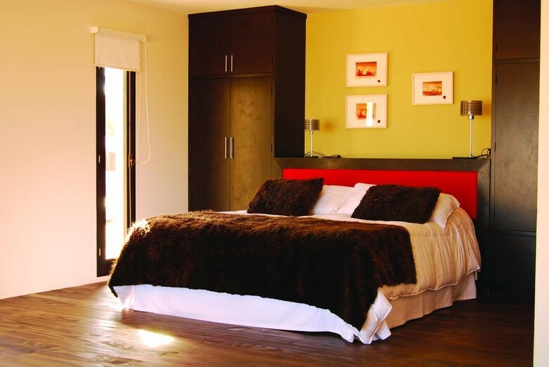 Casa Suaya Hotel