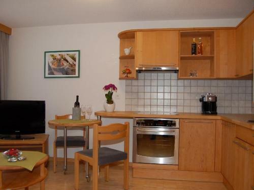 Apartment Swiss Chalet (114a05)