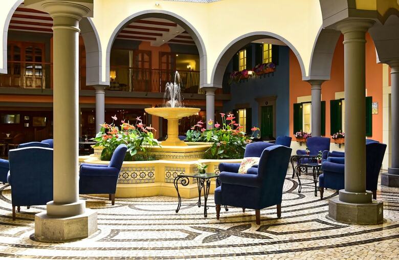 Pestana Village Garden Resort Aparthotel