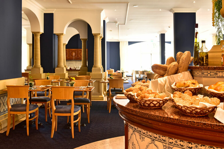 Pestana Village Garden Resort Aparthotel