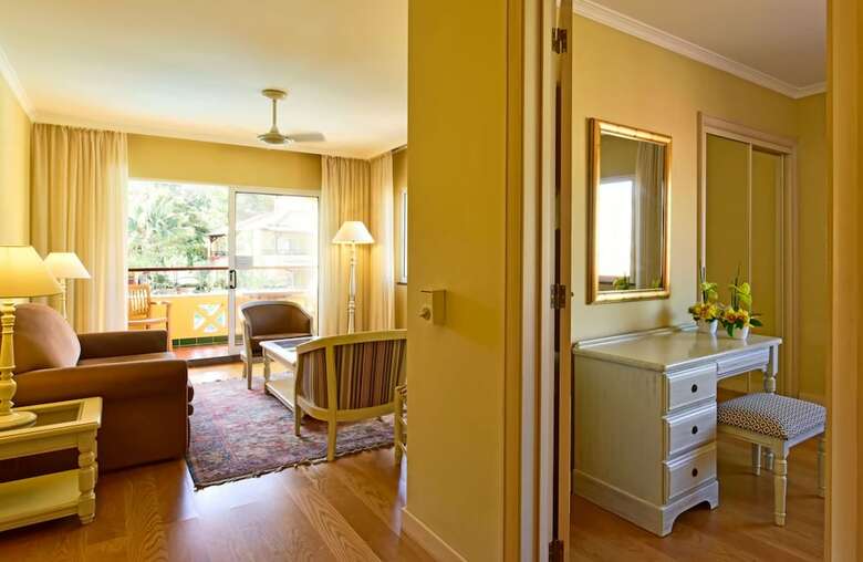 Pestana Village Garden Resort Aparthotel