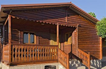 Apartamentos Camping Carlos III