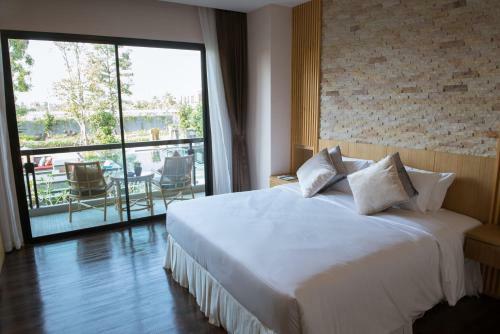 Hotel North Hill City Resort
