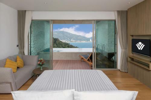 Hotel Wyndham Grand Phuket Kalim Bay