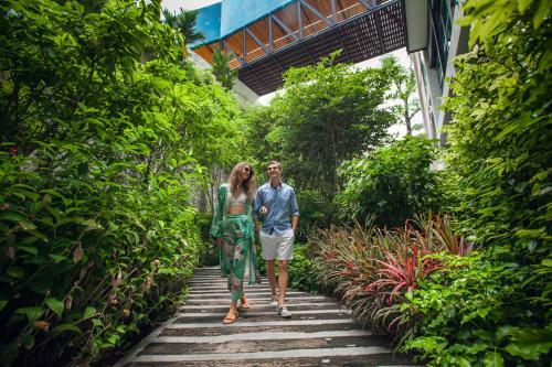 Hotel Wyndham Grand Phuket Kalim Bay