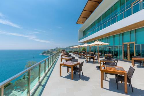 Hotel Wyndham Grand Phuket Kalim Bay