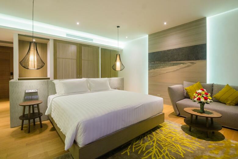 Hotel Wyndham Grand Phuket Kalim Bay