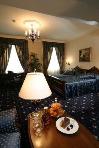 Grand Hotel London