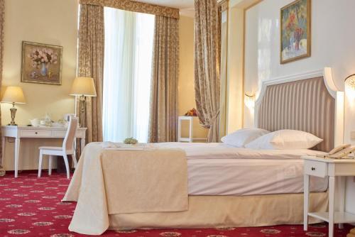 Hotel City Holiday Resort & Spa