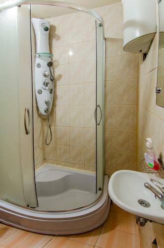 Vip Apartment On 14 Vidradnyi Avenue