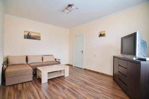 Apartment On Gnata Khotkevycha 28