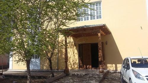 Bed & Breakfast Hotel Isakhoja