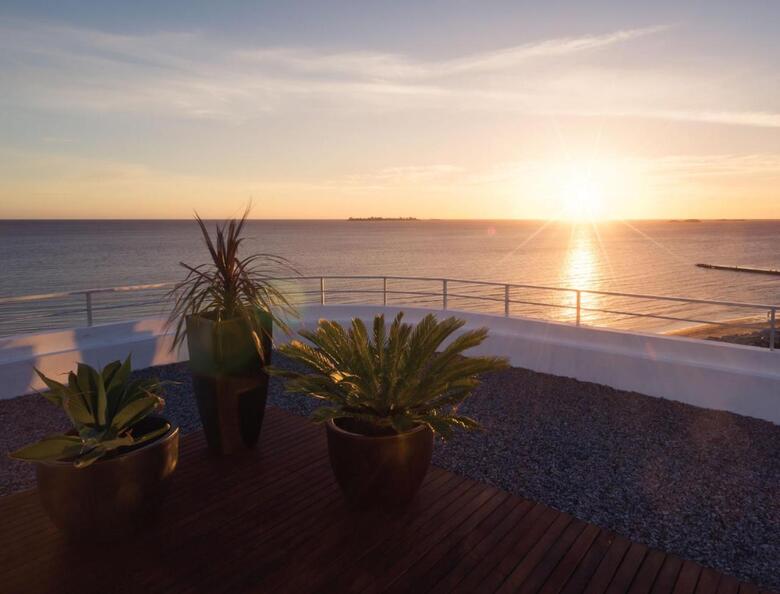 Hotel Dazzler Colonia