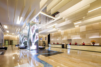 L'hotel Nina Et Convention Centre