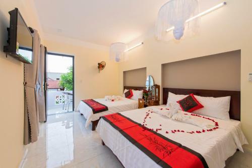 Bougain Villeas Homestay