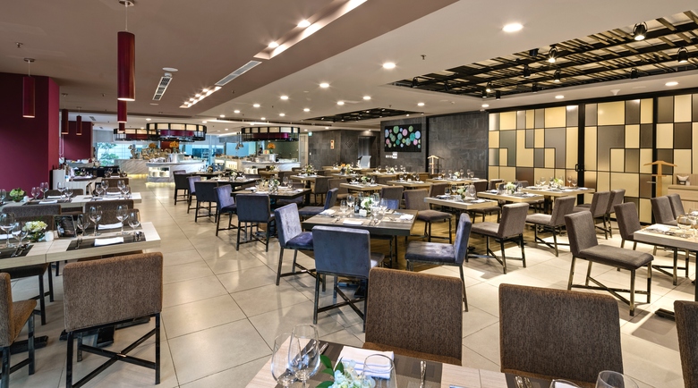 Hotel Novotel Suites Hanoi