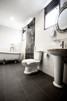Hotel 8 Boutique By The Sea