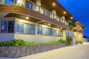 Hotel Kaani Village & Spa