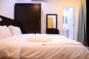 Hotel Water Breeze