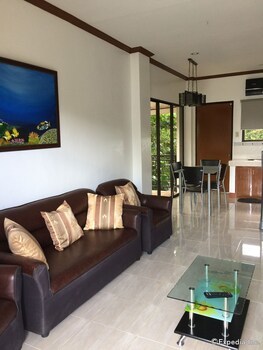 Aparthotel A Family Apartelle