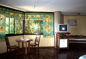 Hotel Bohol Bee Farm