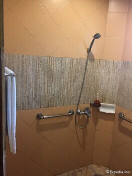 Hotel Bohol Bee Farm